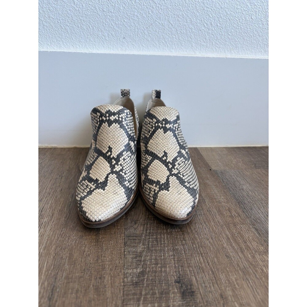 Lucky Brand Women's Gennifa Pump Ankle Boot Snake Print Size 7.5
